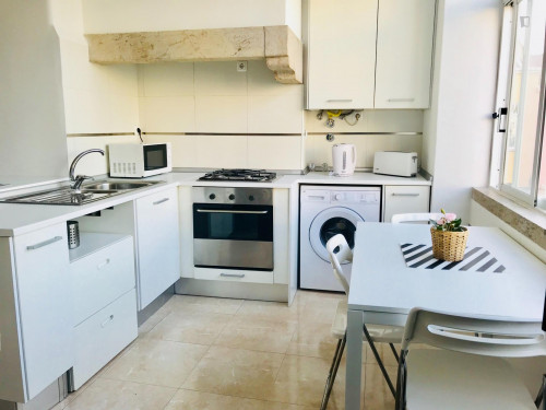 TWIN bedroom in a very well located apartment . - Gallery - 12