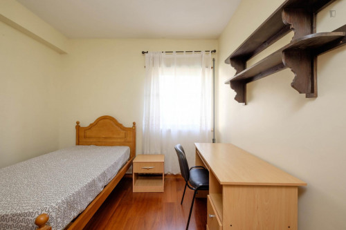 Homely single room in Nogueiras