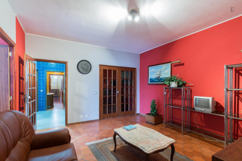 Pleasant double bedroom close to Universidade Engenharia Porto - Gallery - 13