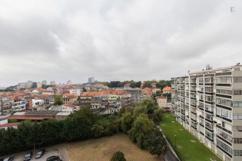 Pleasant double bedroom close to Universidade Engenharia Porto - Gallery - 9