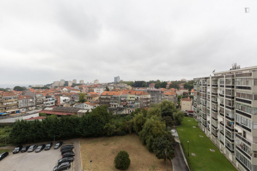 Pleasant double bedroom close to Universidade Engenharia Porto