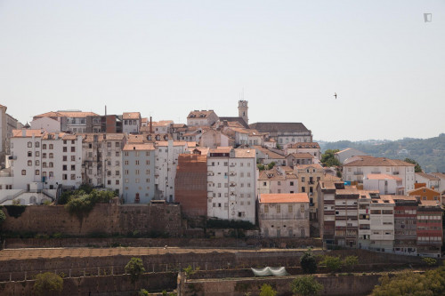 Cool single bedroom close to Universidade de Coimbra