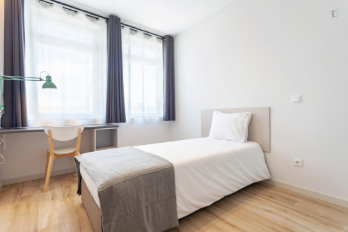  Wonderful And Well-Connected Single Ensuite Bedroom Close To Norte Shopping And Porto Business Schoo  -  Wonderful and well-connected single ensuite bedroom close to Norte Shopping and Porto Business School  - Gallery -  2