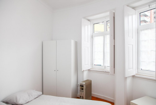 Very nice double bedroom in a 5-bedroom flat, in Montes Claros  - Gallery -  3