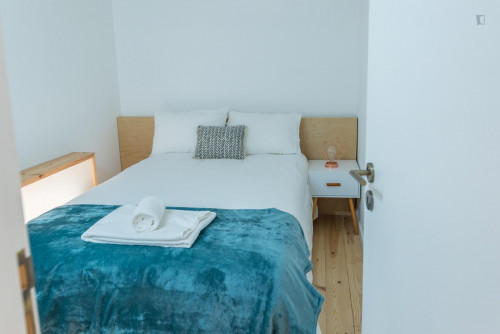 Cosy 2-bedroom apartment next to University of Coimbra