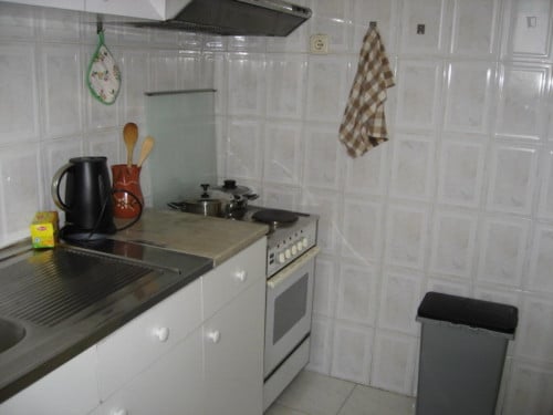 Pleasant single bedroom close to the Bolhão metro station - Gallery - 25