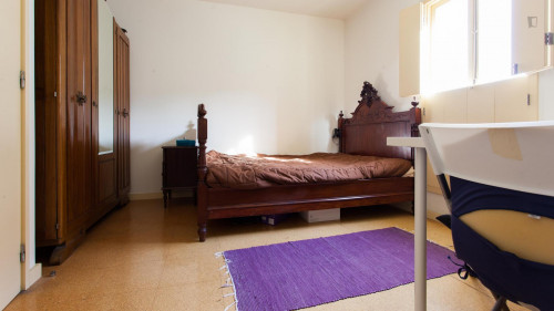 Single bedroom in 3-bedroom apartment in Porto  - Gallery -  2