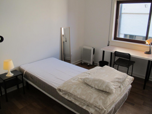 Cozy and sunny 4-bedroom apartment close to Coimbra train station - Gallery - 11