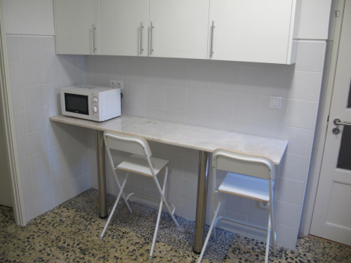 Cozy and sunny 4-bedroom apartment close to Coimbra train station - Gallery - 47