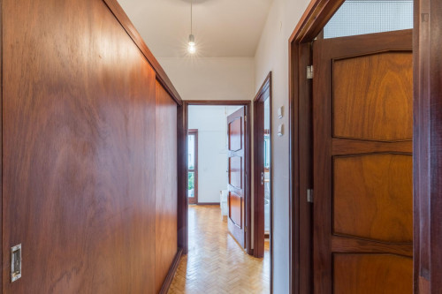 Sunny single bedroom near Universidade Lusíada do Porto - Gallery - 4