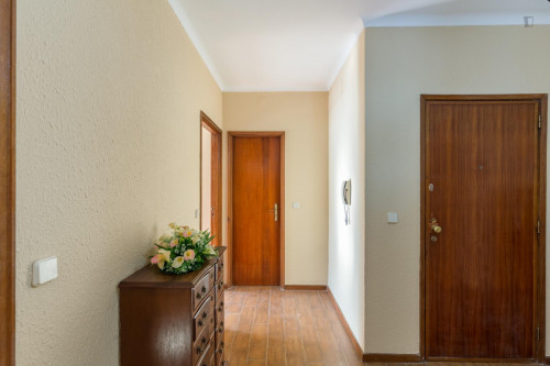 Lovely double ensuite bedroom in Campanhã  - Gallery -  2