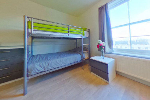  4 Bed En-Suite Dormitory  -  New Mansion House  - Gallery -  2