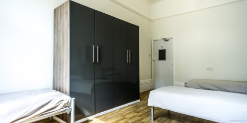 3 Bed Dormitory  -  Sandeman-Allen House  - Gallery -  1