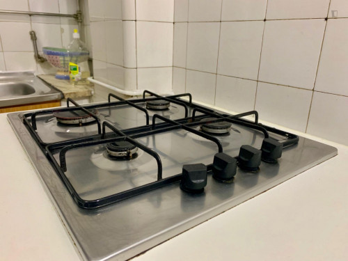 Modest single bedroom close to Universidade de Coimbra - Gallery - 12