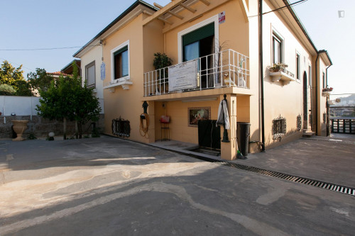 Welcoming double ensuite bedroom near the Contumil metro - Gallery - 3