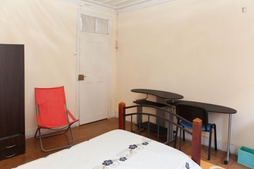 Comfy and bright single bedroom in Coimbra - Gallery - 28