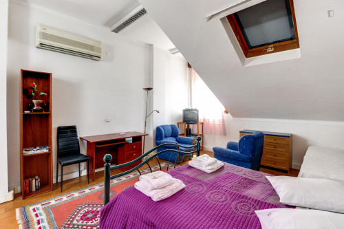 Cosy studio just steps away from the University of Coimbra  - Gallery -  3
