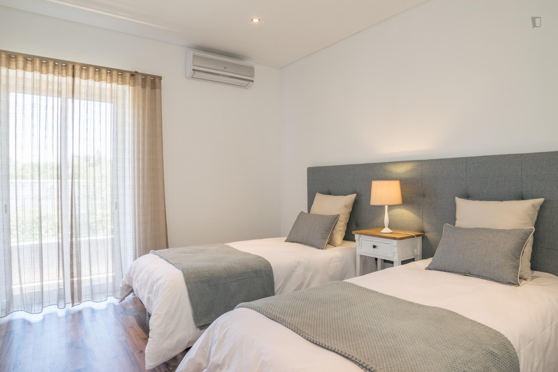 Classy 2-bedroom flat in the Sé area