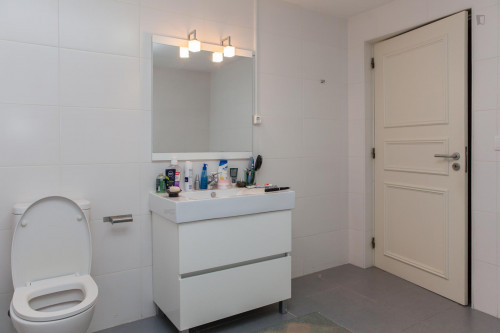 Single bedroom near Jardim Botânico da Universidade de Coimbra - Gallery - 14