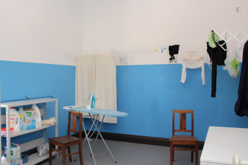 Double ensuite bedroom close to Escola Superior de Educação de Coimbra - Gallery - 10