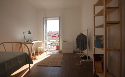Wide Single Bedroom, With Balcony, In 7-Bedroom Apartment - 1