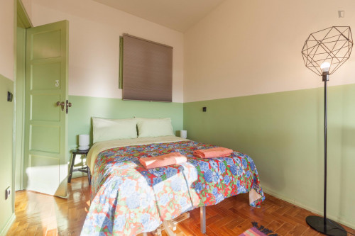 Cosy Twin Bedroom Close To Universidade Católica - Faculdade De Filosofia E Ciências Sociais - 2