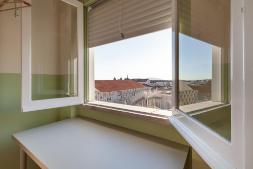 Neat Double bedroom next to Jardim de Santa Bárbara - Gallery - 14