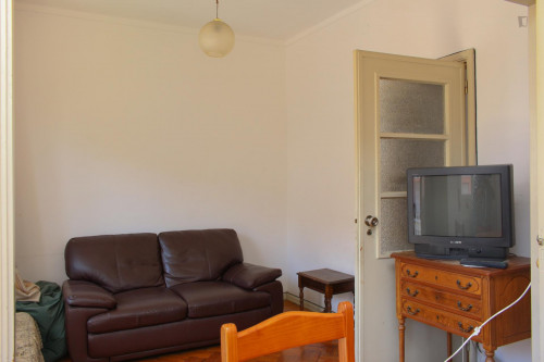 Único quarto em um apartamento de 5 quartos perto Escola Superior de Educação de Coimbra, os machos única - Gallery - 19
