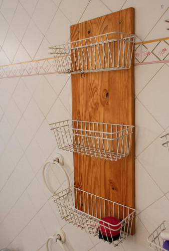 Único quarto em um apartamento de 5 quartos perto Escola Superior de Educação de Coimbra, os machos única - Gallery - 7