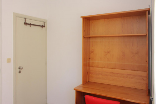Único quarto em um apartamento de 5 quartos perto Escola Superior de Educação de Coimbra, os machos única - Gallery - 23