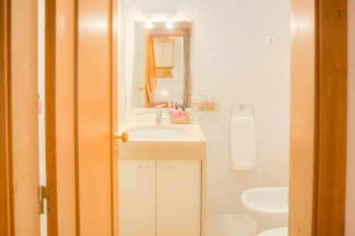 Quiet and beautiful apartment in the first line of sea - Gallery - 13