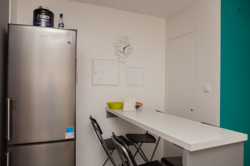 Very nice double bedroom for a student, near the Jardim Botânico da Universidade de Coimbra