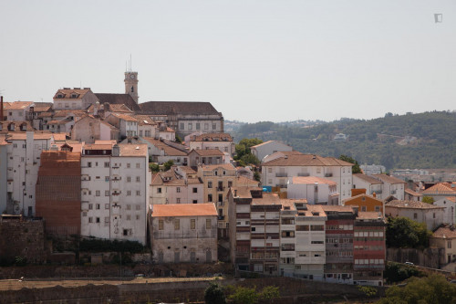 Excellent single bedroom close to Universidade de Coimbra