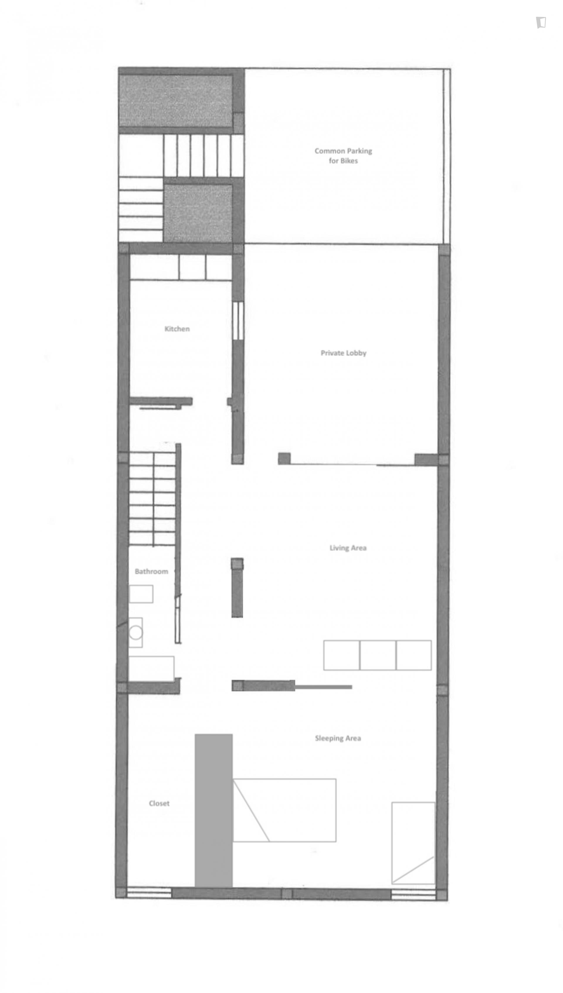 Studio, with outdoor area