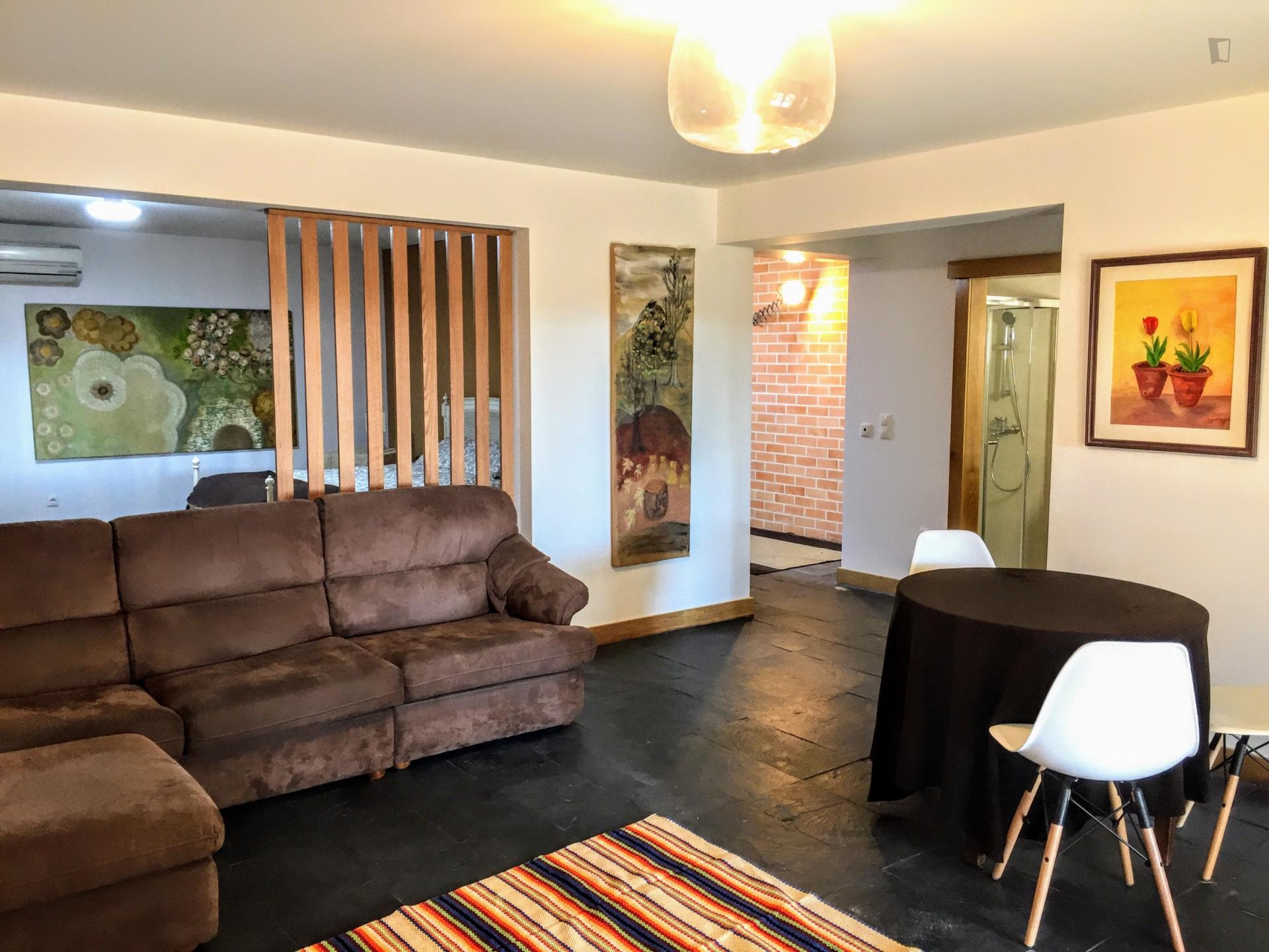 Studio, with outdoor area