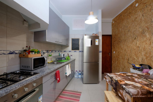 Welcoming single bedroom in Coimbra city center next to Sereia Garden - Gallery - 13