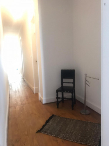Very nice double bedroom in 5-bedroom apartment - Gallery - 15