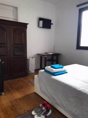 Very Nice Double Bedroom In 5-Bedroom Apartment - 2