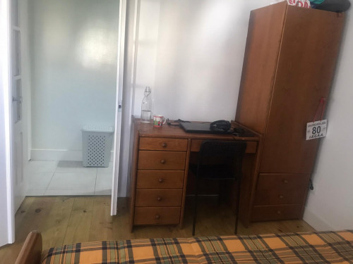 Neat single ensuite bedroom in the centre of Aveiro - Gallery - 21