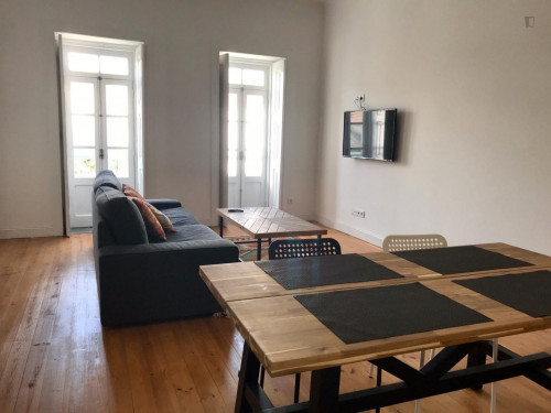 Neat single ensuite bedroom in the centre of Aveiro - Gallery - 15