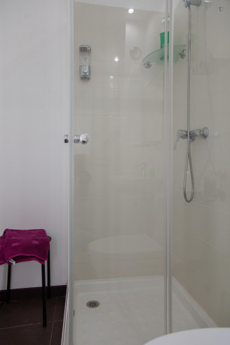 Contemporary studio flat, near the heart of Coimbra - Gallery - 19