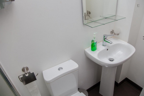 Contemporary studio flat, near the heart of Coimbra - Gallery - 20