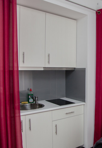 Contemporary studio flat, near the heart of Coimbra - Gallery - 27