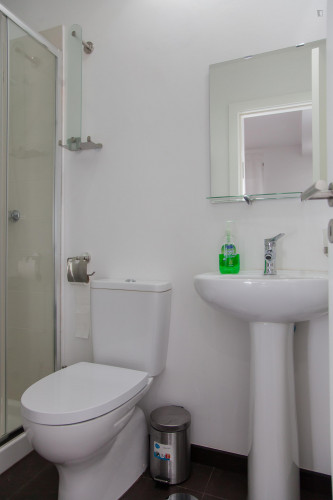 Contemporary studio flat, near the heart of Coimbra - Gallery - 22