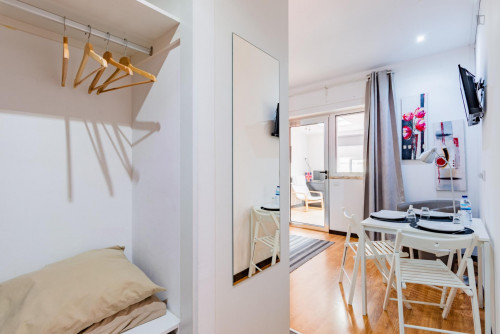 Contemporary studio flat, near the heart of Coimbra - Gallery - 13