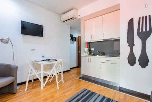 Contemporary studio flat, near the heart of Coimbra - Gallery - 14