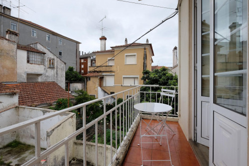 Single bedroom, with balcony, in 4-bedroom apartment - Gallery - 18
