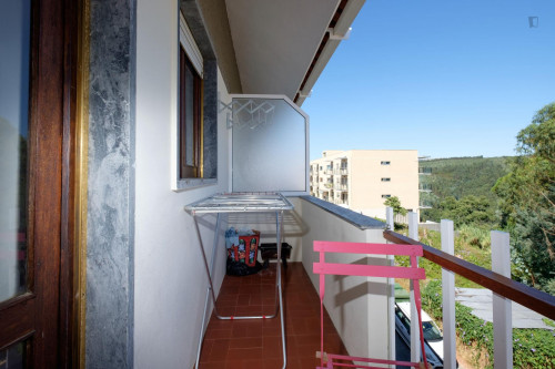 Single bedroom in 5-bedroom apartment - Gallery - 16