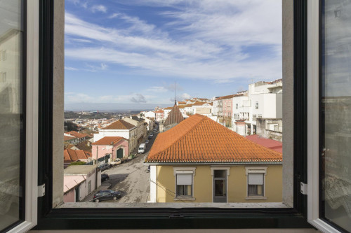 Single bedroom in elegant 5-bedroom apartment near Universidade de Coimbra - Gallery - 5