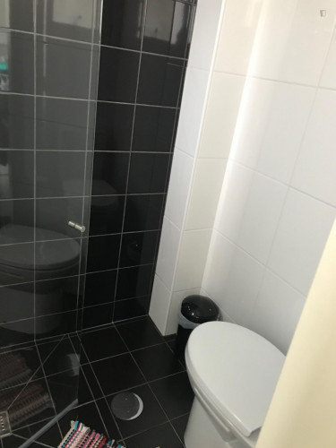 Cool double bedroom close to Universidade de Coimbra - Gallery - 9